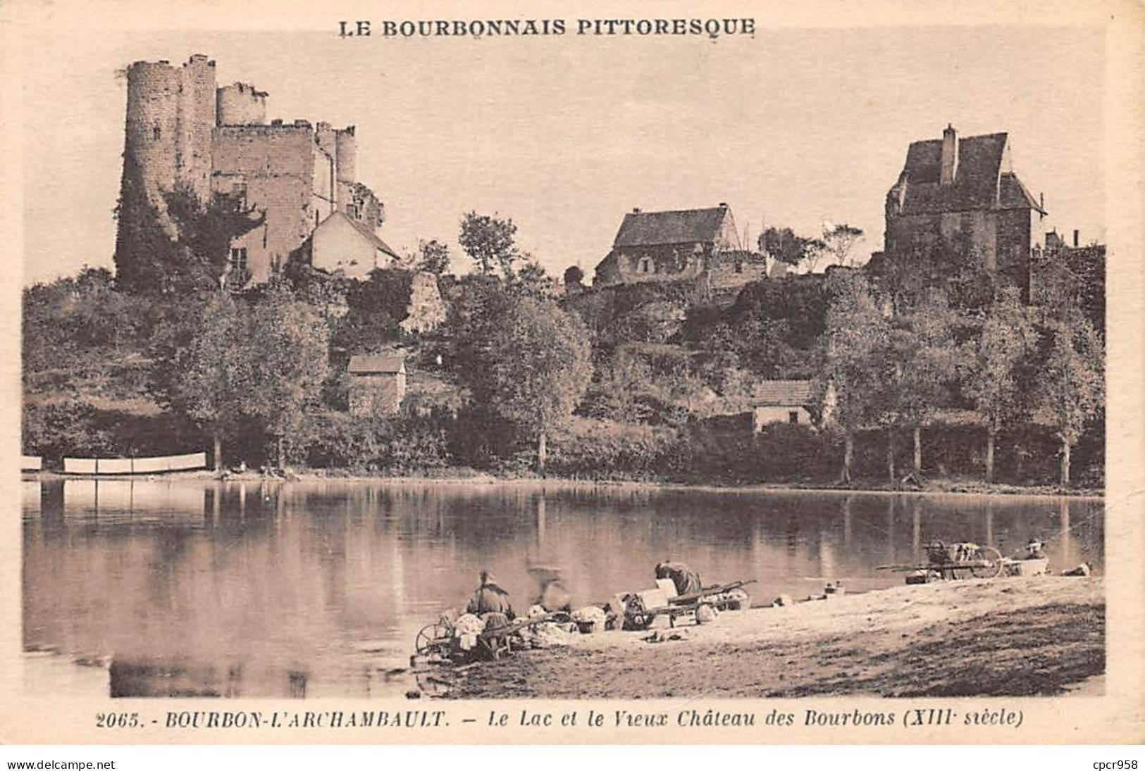 03 - BOURBON L ARCHAMBAULT - SAN57860 - Le Lac Et Le Vieux Château Des Bourbons - Bourbon L'Archambault