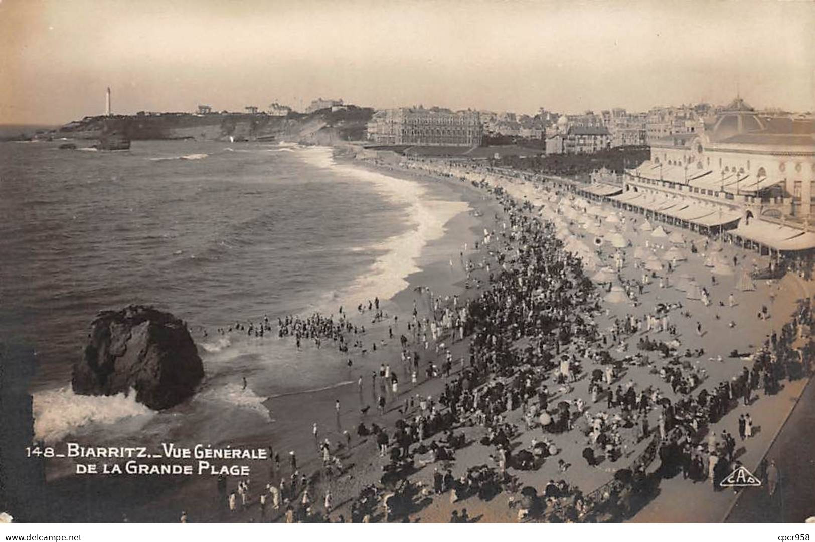 64 - BIARRITZ - SAN54629 - Vue Générale De La Grande Plage - Biarritz