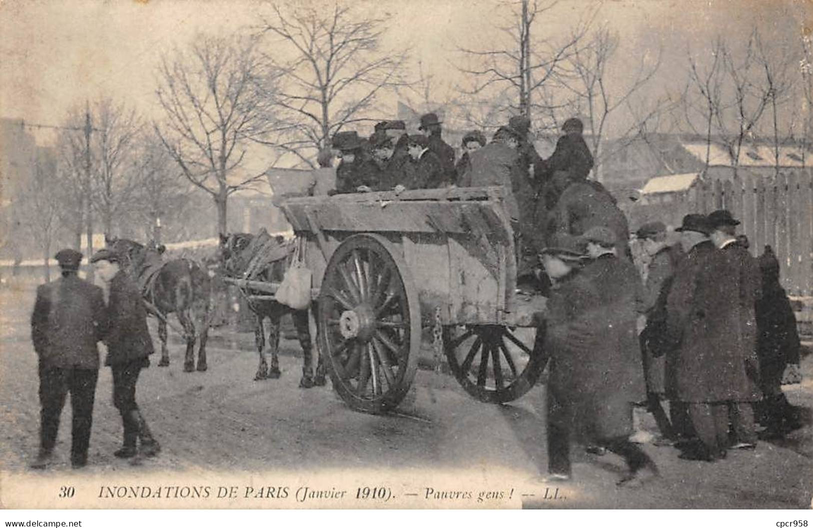 75 - PARIS - SAN55636 - Pauvres Gens ! - Inondations De Paris - Janvier 1910 - Inondations De 1910