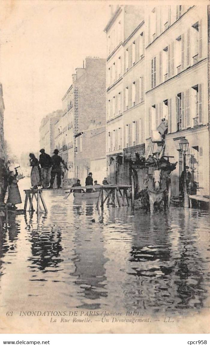 75 - PARIS - SAN55647 - La Rue Rouelle - Un Déménagement - Inondation De Paris - Janvier 1910 - Décollée - La Crecida Del Sena De 1910