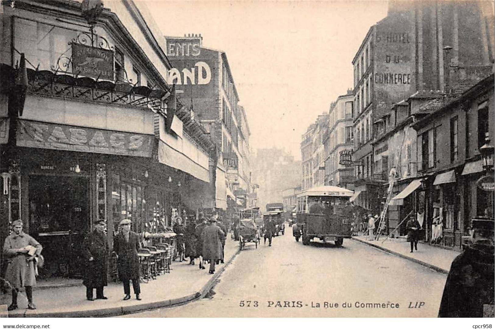 75015 - PARIS - SAN55707 - La Rue Du Commerce - Paris (15)