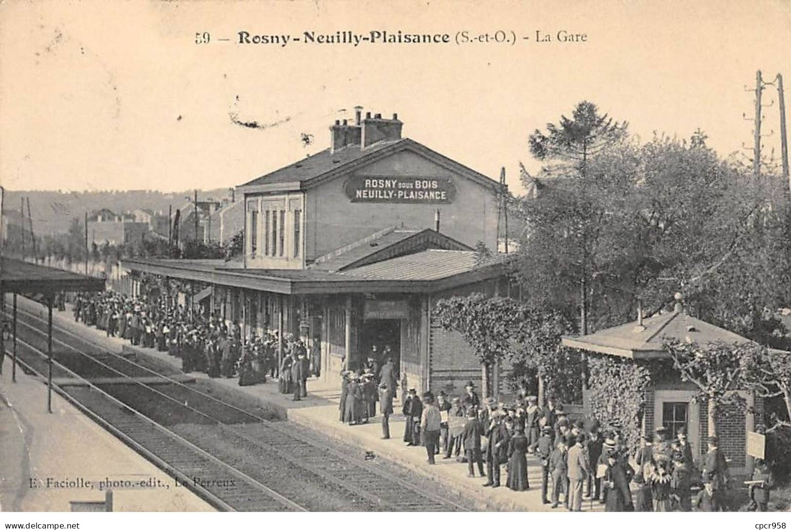 93 - ROSNY NEUILLY PLAISANCE - SAN56049 - La Gare - Pli - Rosny Sous Bois