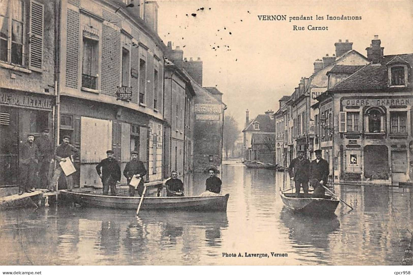 27 - VERNON - SAN54247 - Pendant Les Inondations - Rue Carnot - Vernon
