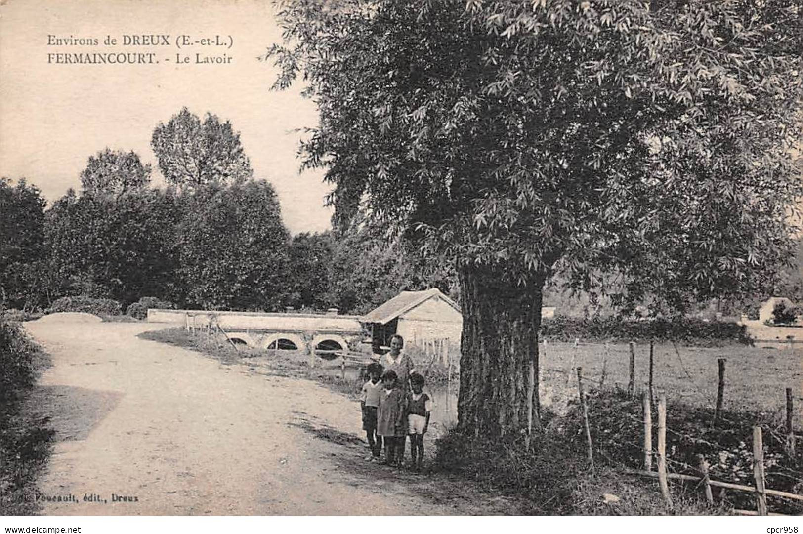 28 - FERMAINCOURT - SAN54308 - Environs De Dreux - Le Lavoir - Autres & Non Classés