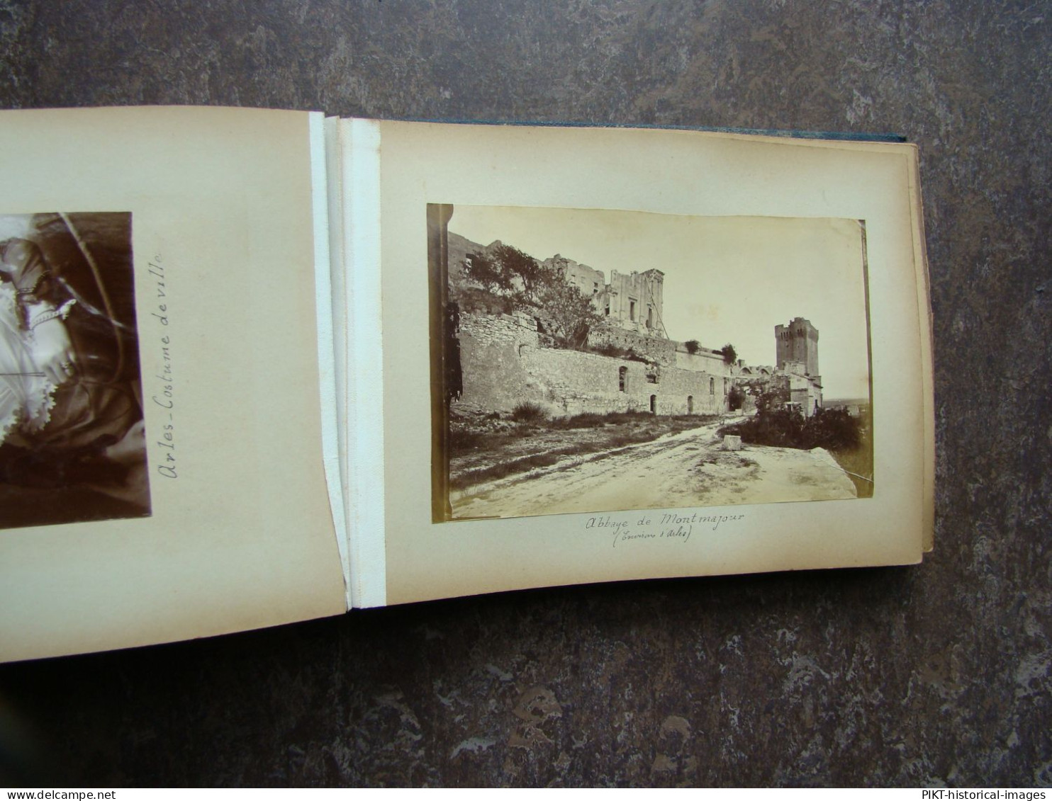 ALBUM PHOTOS ANCIEN 1880 VOYAGE BAUX PROVENCE AVIGNON ARLES NIMES MARSEILLE LYON ARCACHON CHATEAUX RENAISSANCE LOIRE TBE