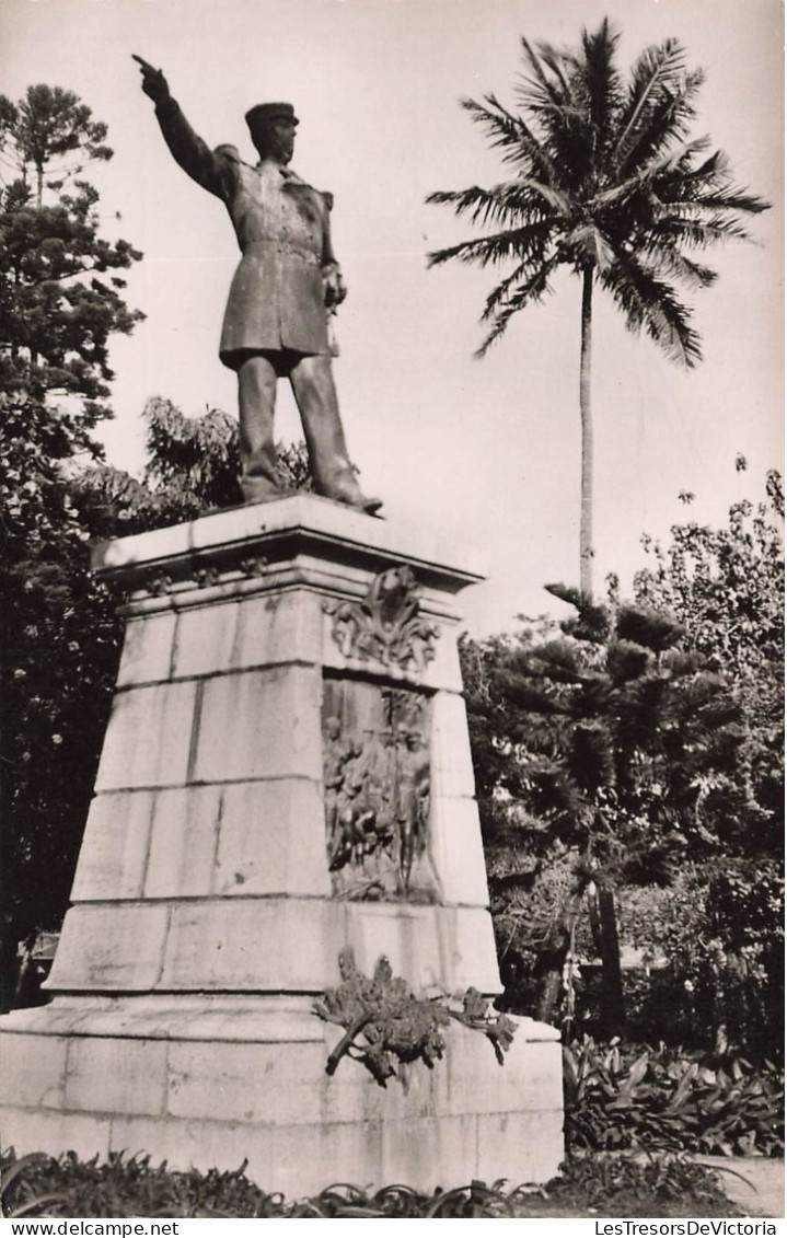 FRANCE - Nouvelle Calédonie - Nouméa - L'Amiral - Vue Sur Une Statue - Vue Générale - Carte Postale Ancienne - Nouvelle Calédonie