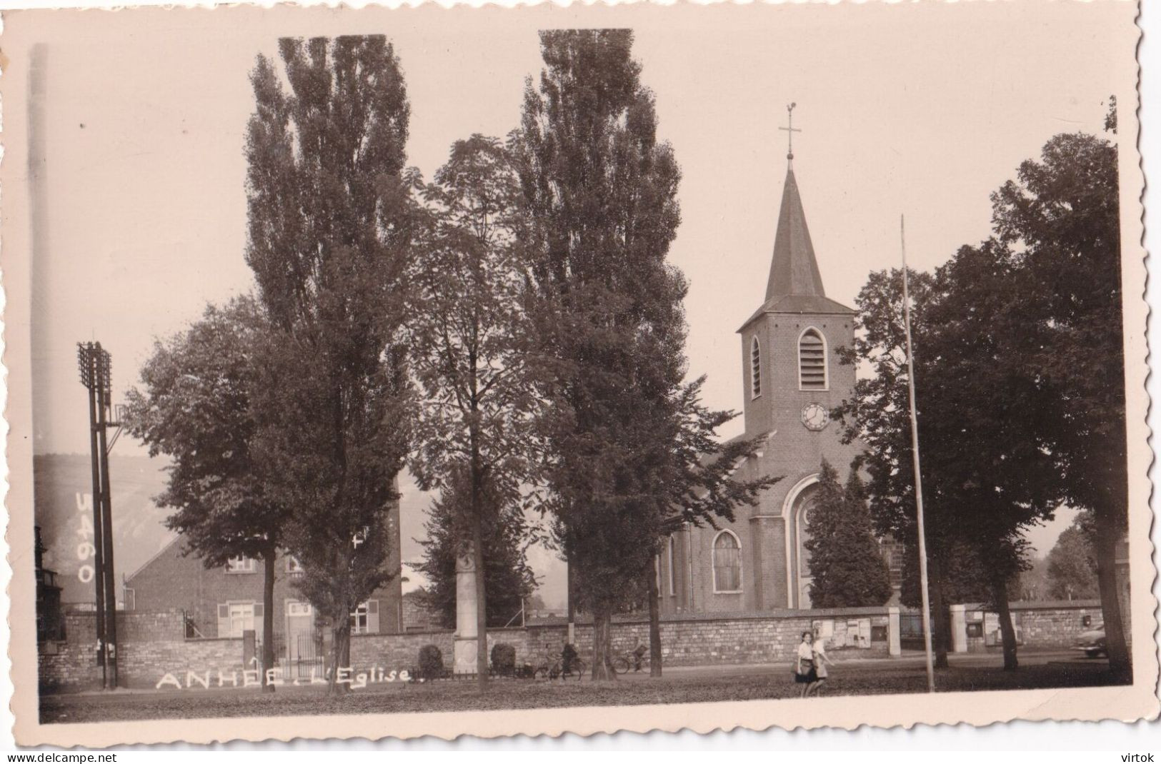 Anhée :  Eglise     ( Ecrit Avec Timbre ) - Anhée