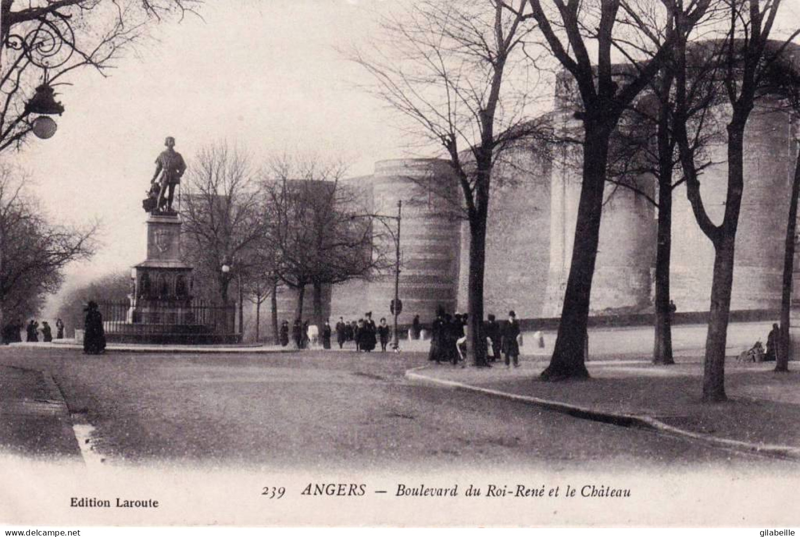 49 - Maine Et Loire -  ANGERS -  Boulevard Du Roi René Et Le Chateau - Angers