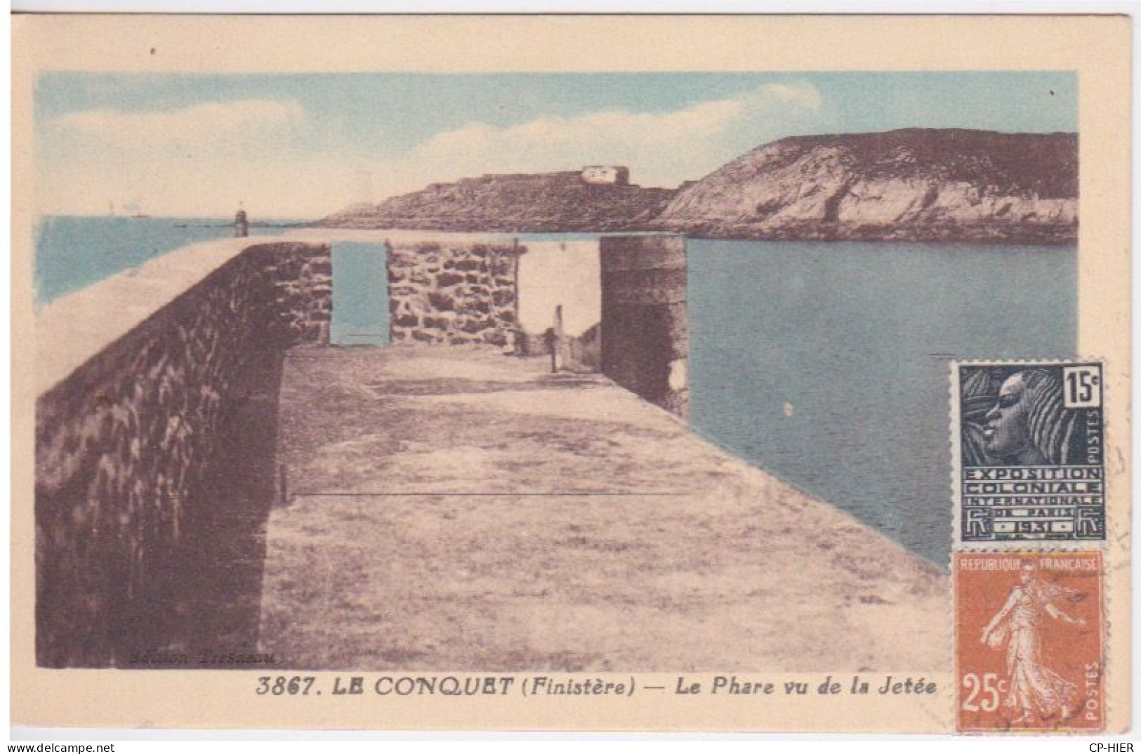 29 - LE CONQUET - LE PHARE  VU DE LA JETEE - Le Conquet