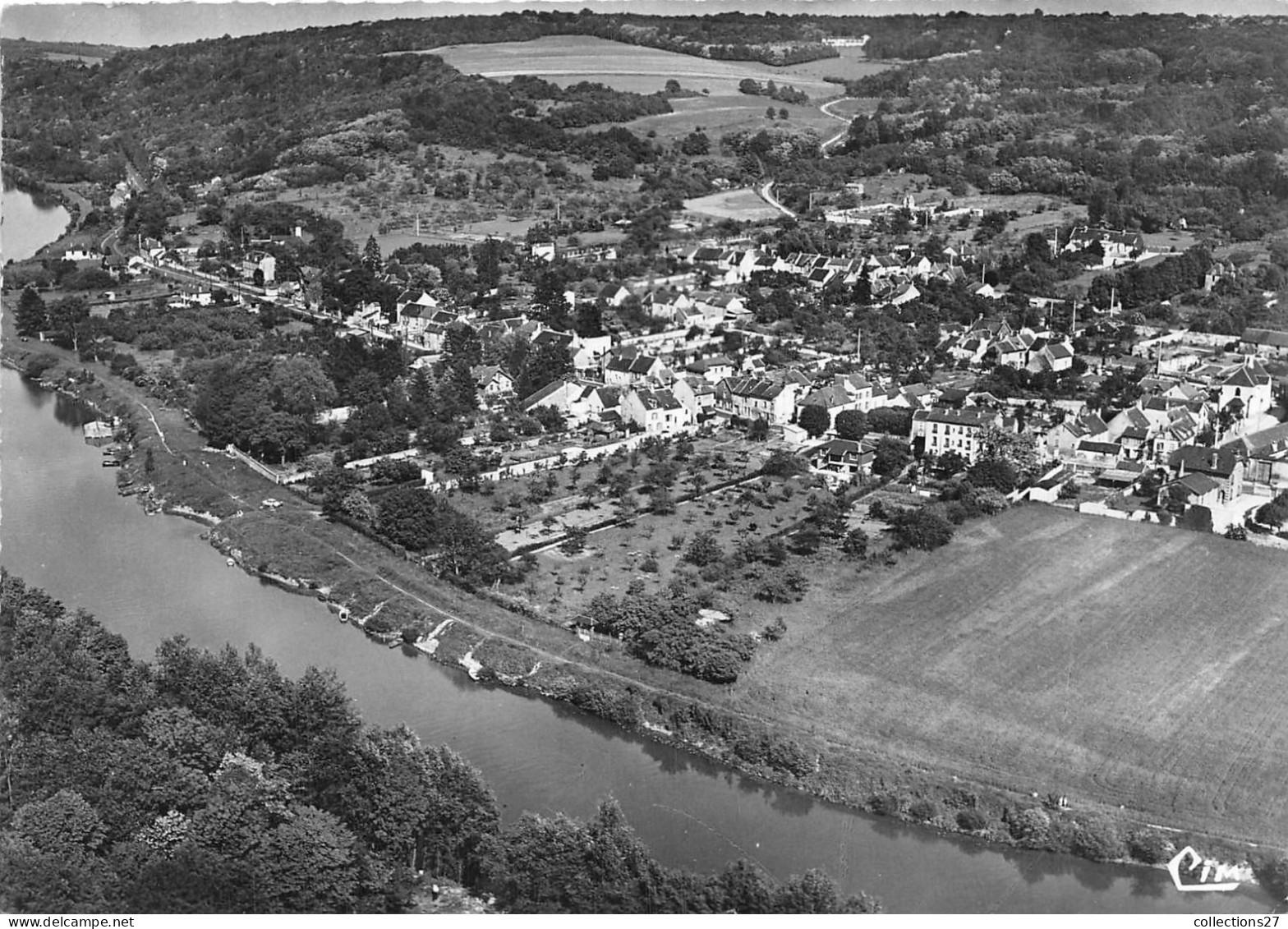 77-LA-FERTE-SOUS-JOUARRE- VUE GENERALE AERIENNE DE REUIL-EN-BRIE- VALLEE DE LA MARNE - La Ferte Sous Jouarre