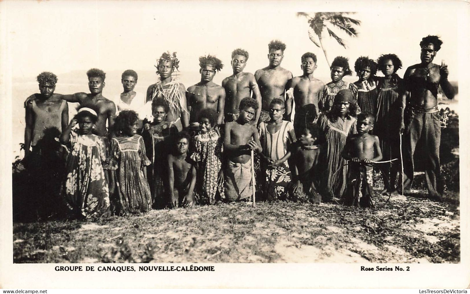 FRANCE - Groupe De Canaques - Nouvelle Calédonie - Rose Series No 2 - Animé - Carte Postale Ancienne - Nouvelle Calédonie