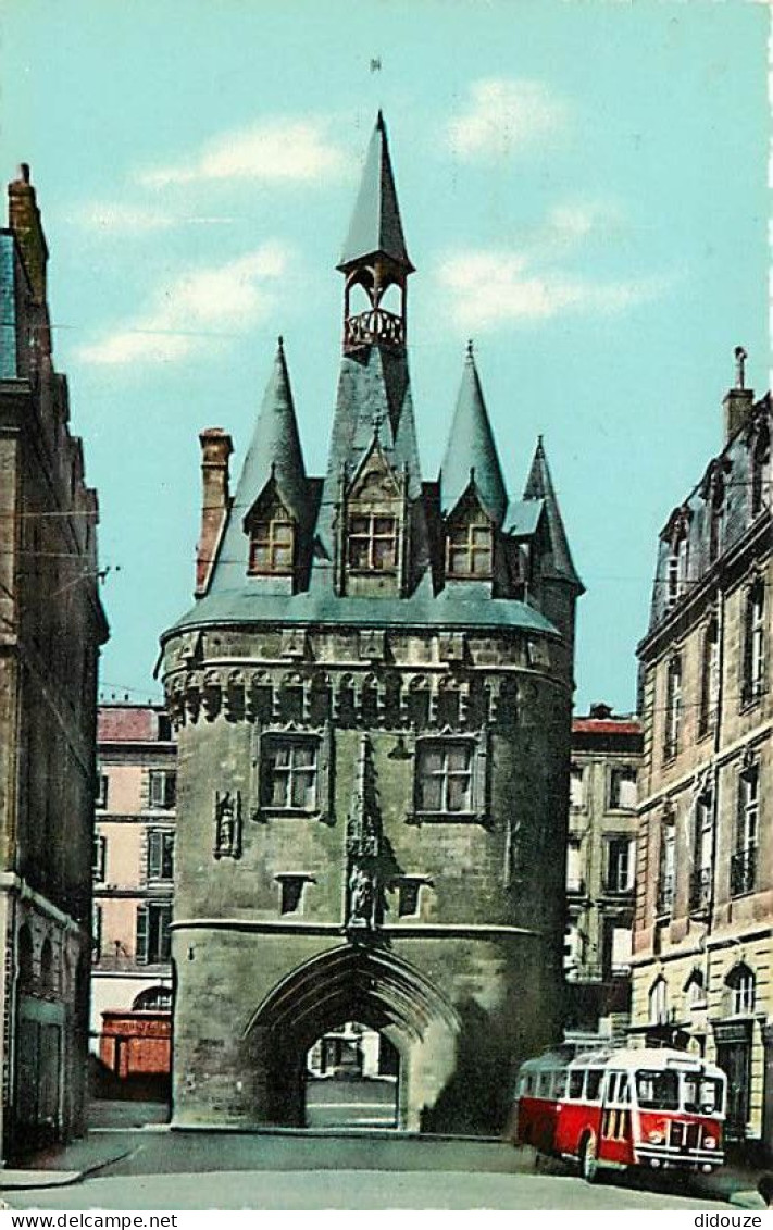 Automobiles - Bus - Autocar - Bordeaux - La Porte Du Palais - CPM - Voir Scans Recto-Verso - Buses & Coaches