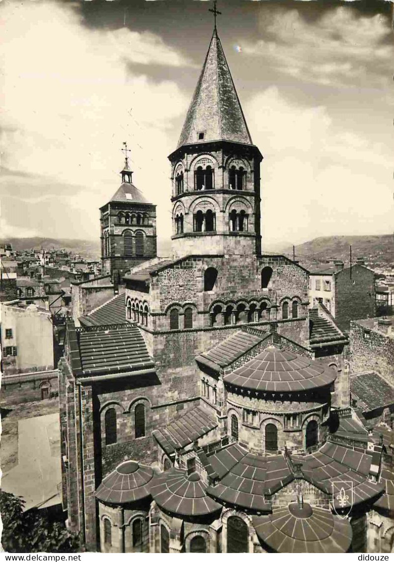 63 - Clermont Ferrand - Basilique Notre Dame Du Port - Carte Dentelée - CPSM Grand Format - Voir Scans Recto-Verso - Clermont Ferrand