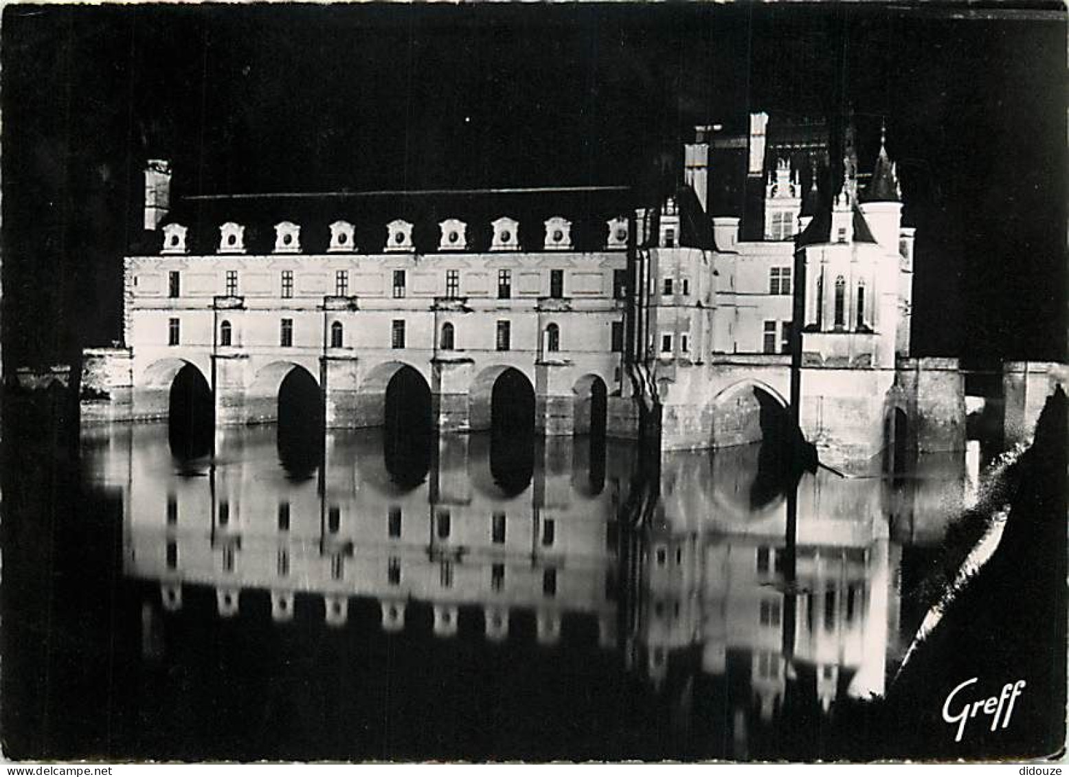 37 - Chenonceaux - Le Château - Illuminations - Mention Photographie Véritable - Carte Dentelée - CPSM Grand Format - Vo - Chenonceaux