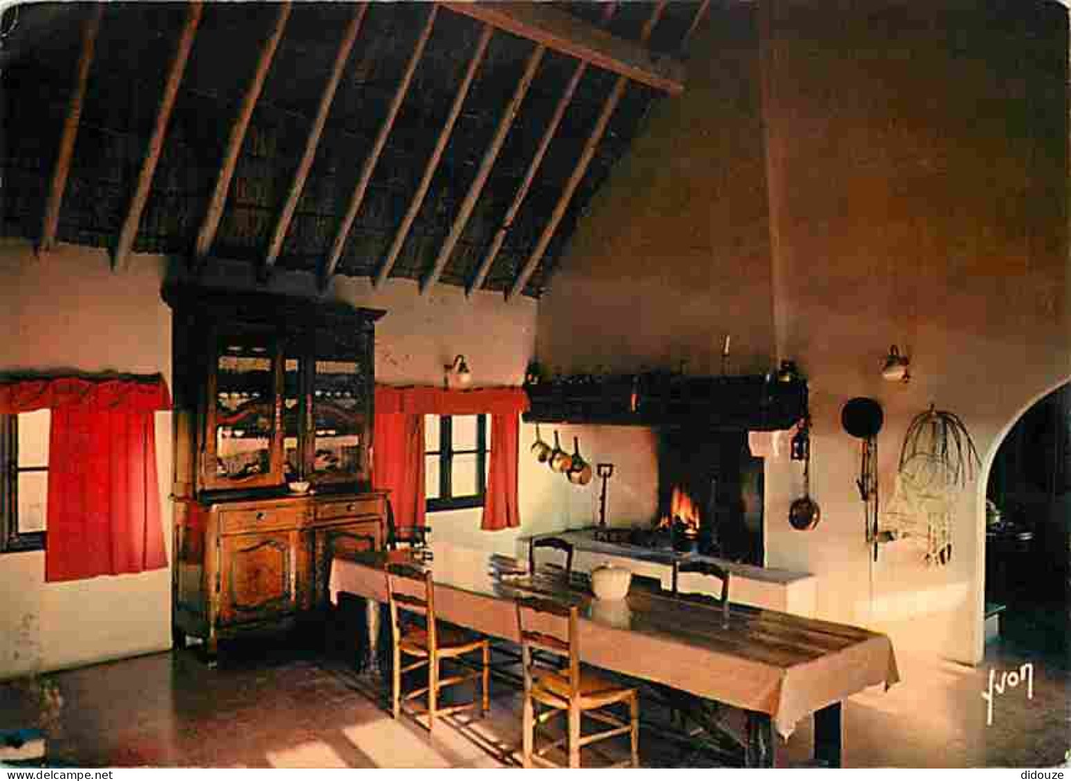 13 - Les Saintes Maries De La Mer - Interieur D'un Mas - Carte Neuve - CPM - Voir Scans Recto-Verso - Saintes Maries De La Mer