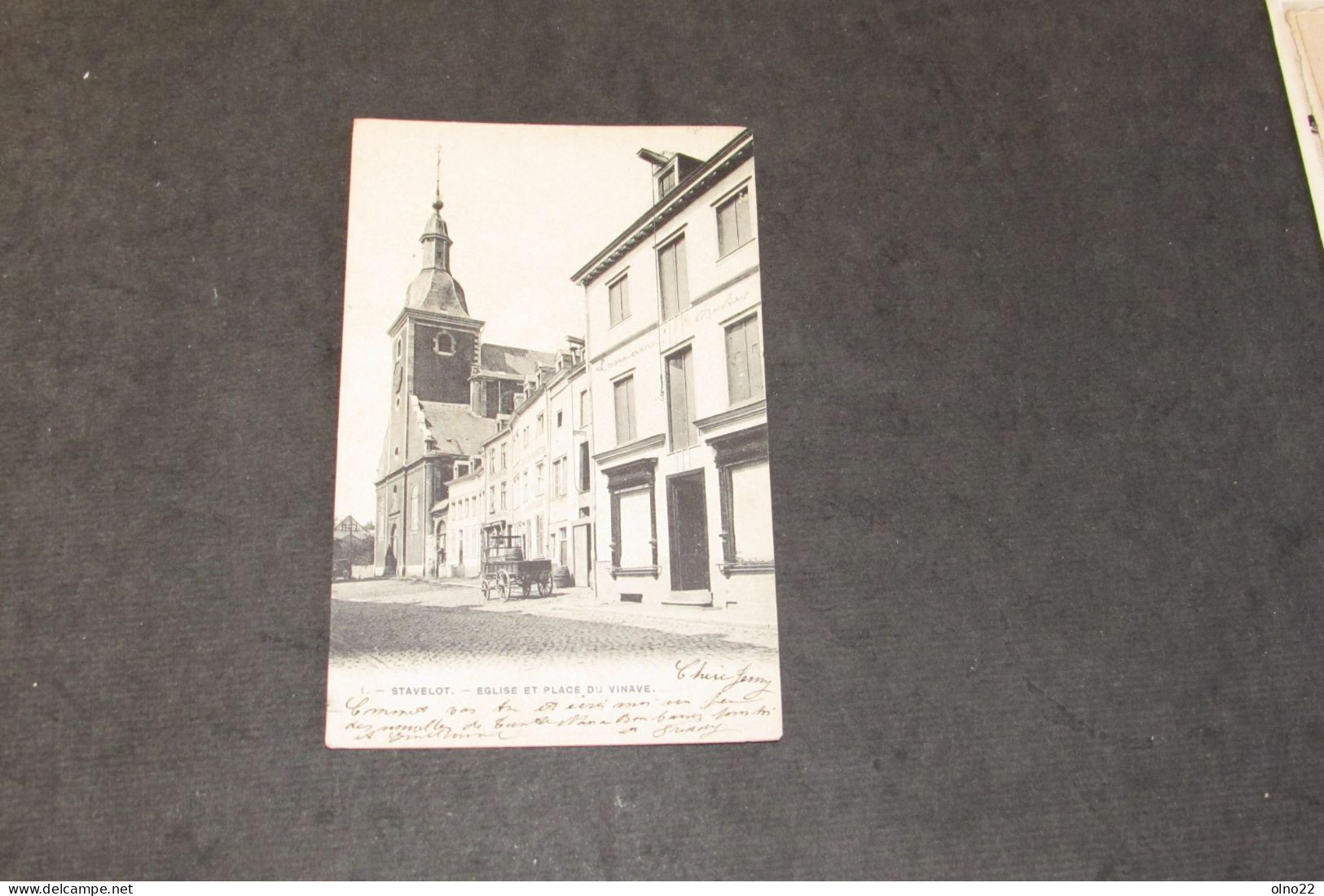 STAVELOT - EGLISE ET PLACE DU VINAVE - Stavelot