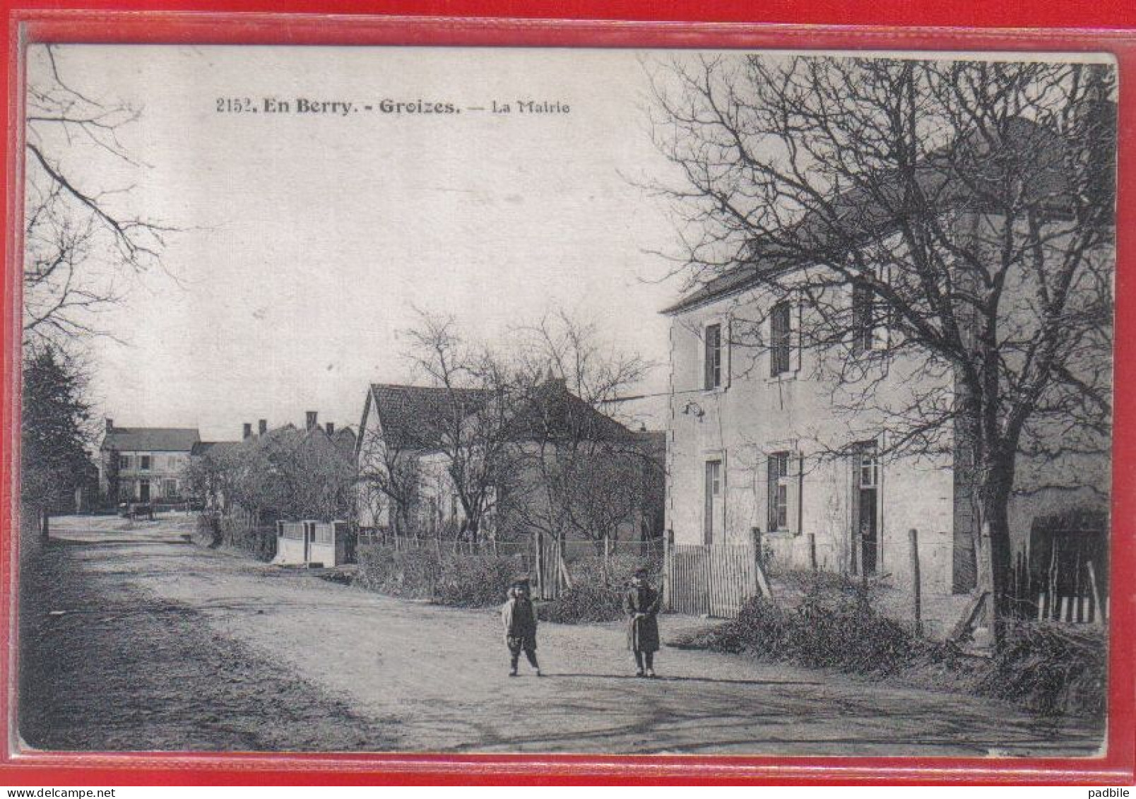 Carte Postale 18. Groizes  La Mairie   Très Beau Plan - Autres & Non Classés