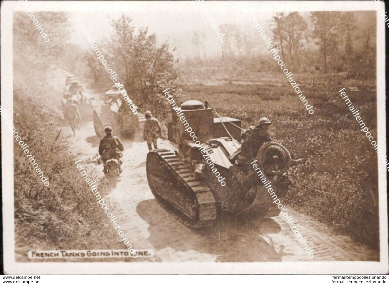 Be772 Foto Militare Www1 French Tanks Going Introline - War, Military