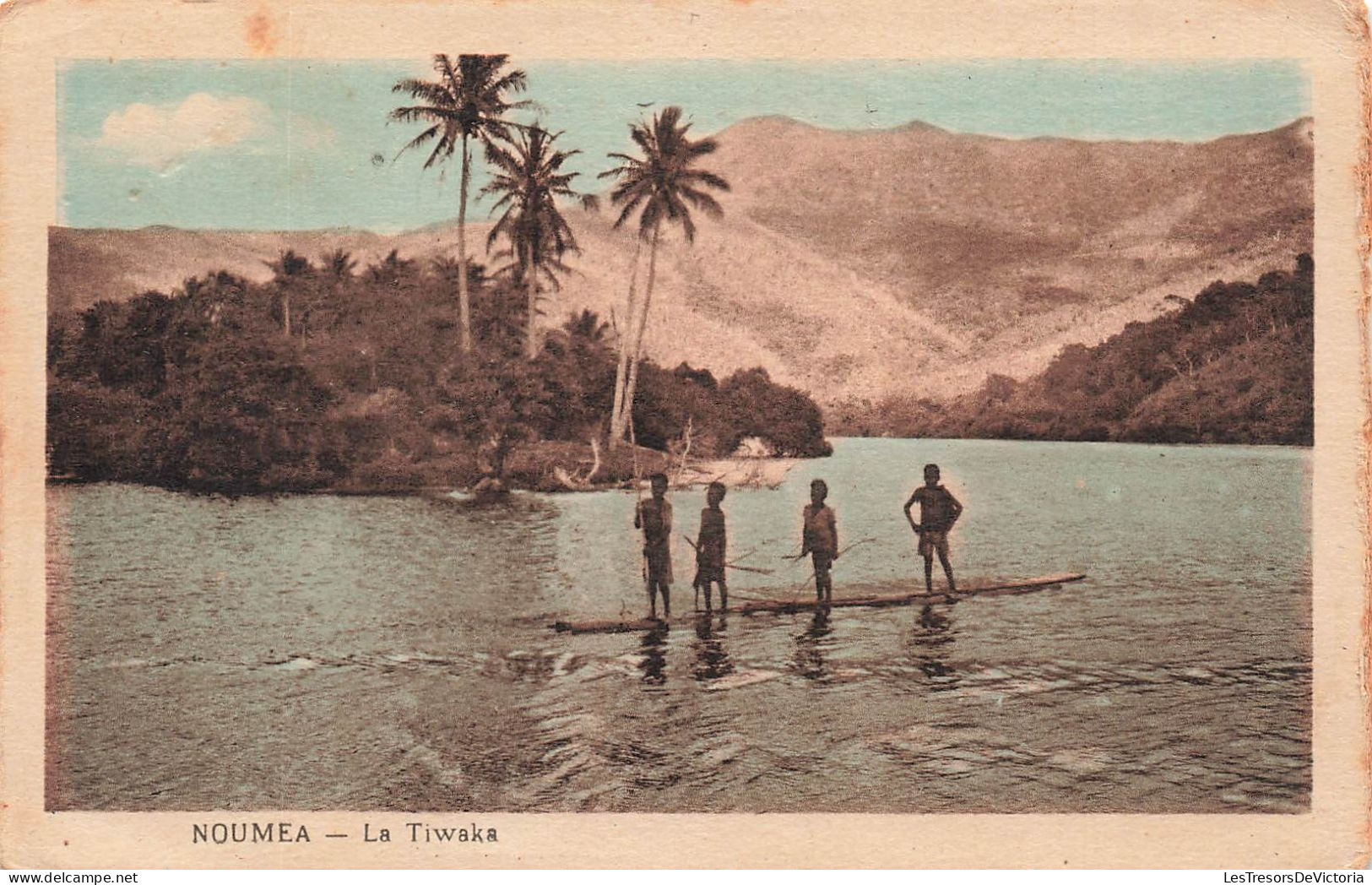 FRANCE - Nouméa - Vue Sur La Tiwaka - Animé - Barque - Vue Sur La Mer - Colorisé - Carte Postale Ancienne - Nouvelle Calédonie