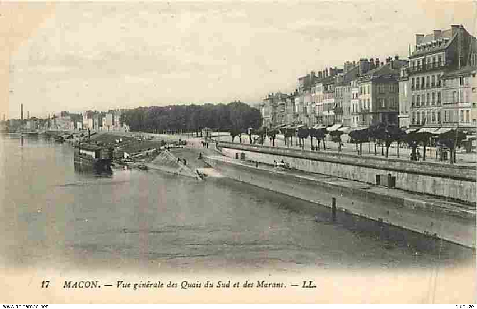 71 - Macon - Vue Générale Des Quais Du Sud Et Des Marans - Etat Pli Visible - CPA - Voir Scans Recto-Verso - Macon