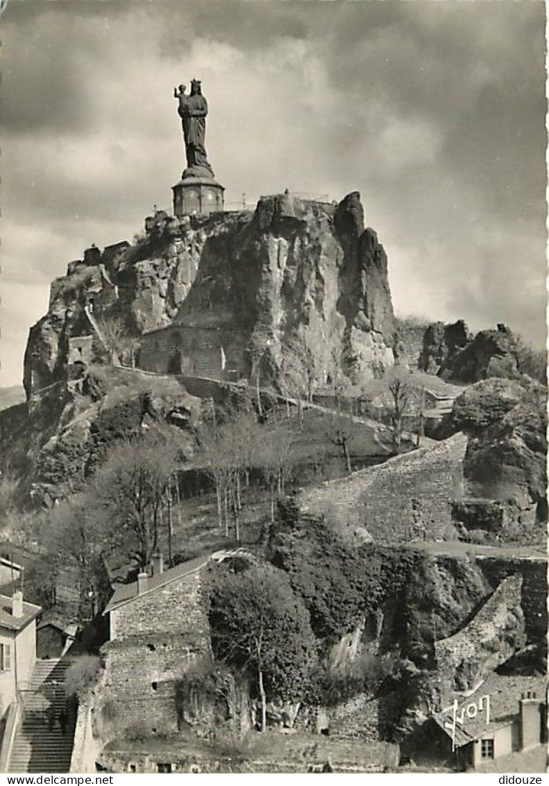 43 - Le Puy En Velay - Notre Dame De France Sur Le Rocher Corneille - Mention Photographie Véritable - Carte Dentelée -  - Le Puy En Velay