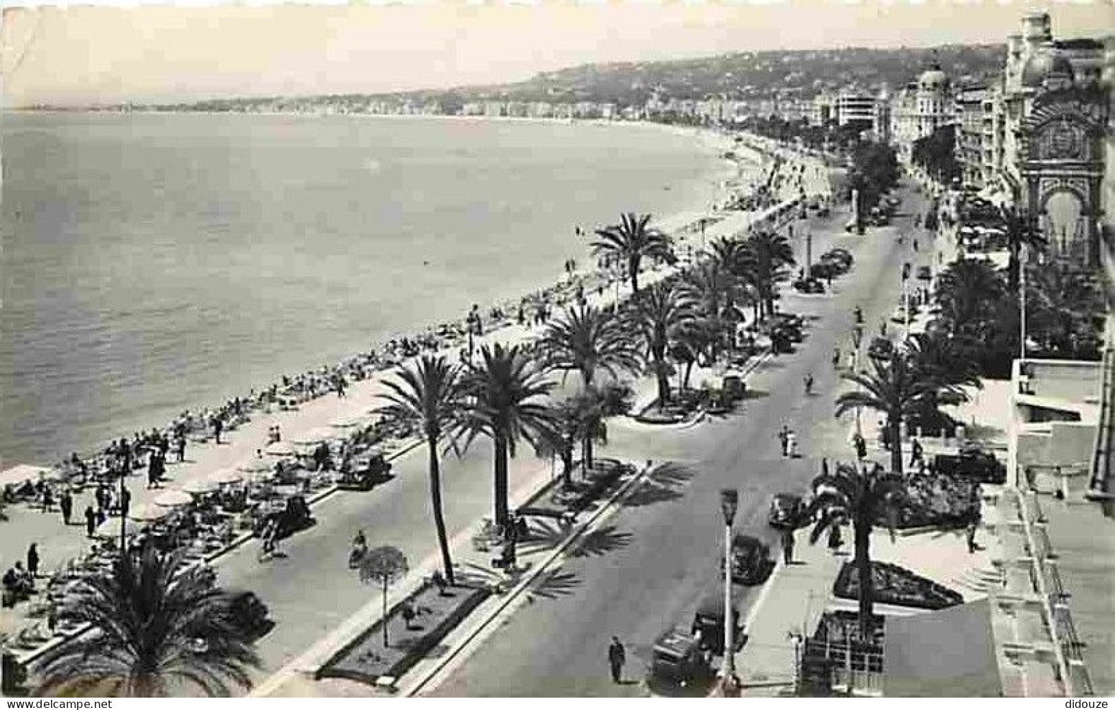 06 - Nice - La Promenade Des Anglais - Automobiles - CPM - Voir Scans Recto-Verso - Transport Urbain - Auto, Autobus Et Tramway