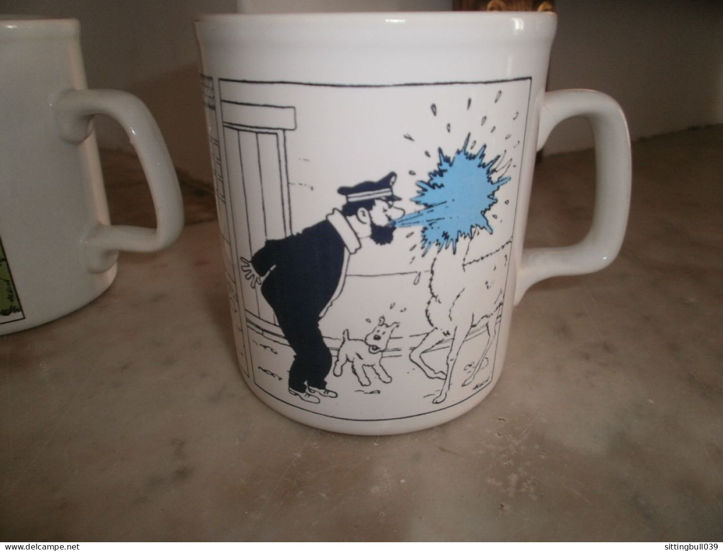 Hergé. Le Capitaine Haddock Crache Sur Un Lama. RARE MUG PUB PLANTA, Le Lombard 1980 - Sonstige & Ohne Zuordnung