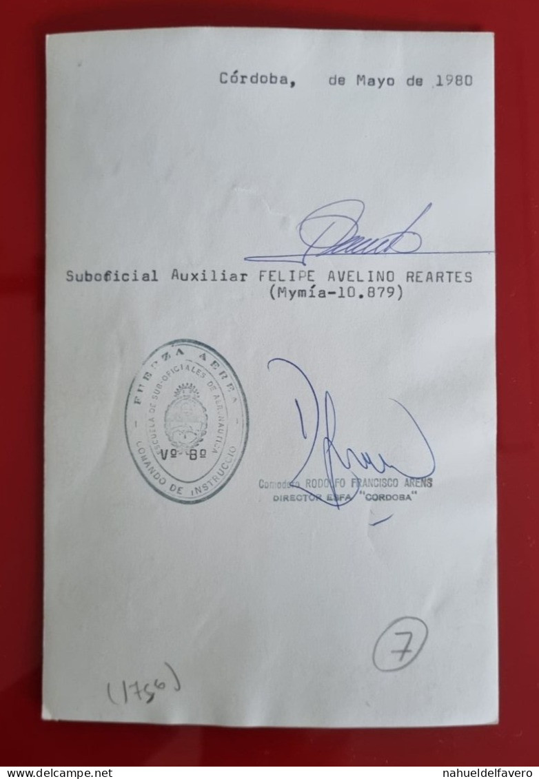 PH - Ph Original - 11,5 X 17.5 Cm - FUERZA AEREA ARGENTINA - FOTO PERFIL OFICIAL Y FIRMA SUBOFICIAL AUXILIAR - 1980 - Guerra, Militares