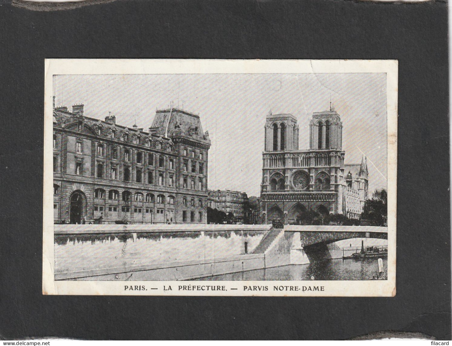 128682        Francia,      Paris,     La  Prefecture,   Parvis  Notre-Dame,   NV(scritta) - Other Monuments
