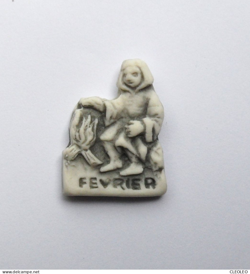 Fève Plate Relief Février Mois De L'année - Tiere