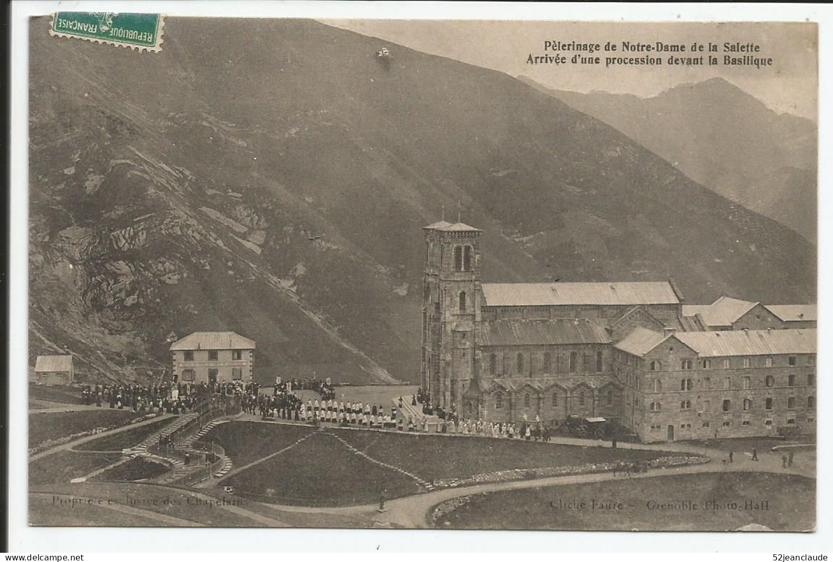 Pélerinage De Notre Dame De La Salette Arrivée D'Une Procession   1910     N° - La Salette