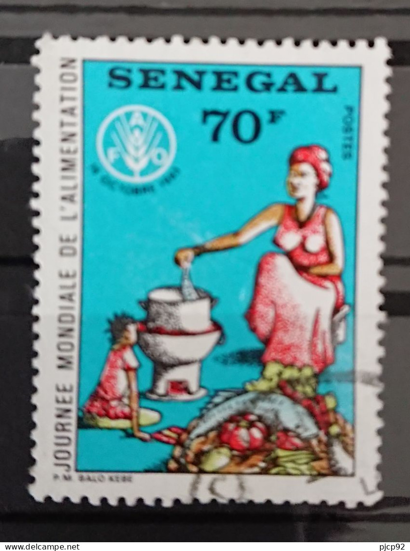 Sénégal - 1983 - YT 617 FAO Journée Mondiale De L'alimentation - Oblitéré - Sénégal (1960-...)
