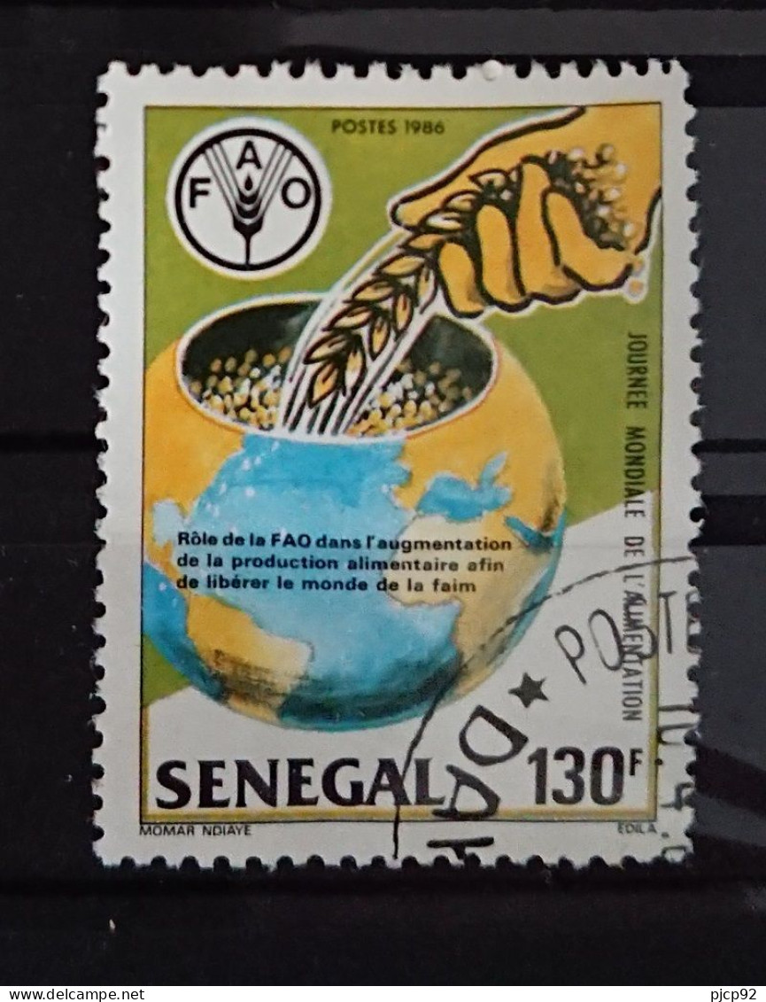 Sénégal - 1986 - YT 719 FAO Journée Mondiale De L'alimentation - Oblitéré - Senegal (1960-...)