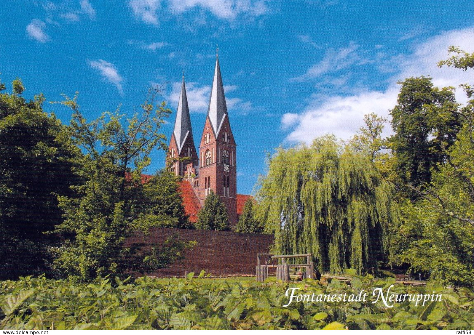 1 AK Germany / Brandenburg * Neuruppin - Klosterkirche St. Trinitatis Die Markanten Türme Sind Das Wahrzeichen Der Stadt - Neuruppin
