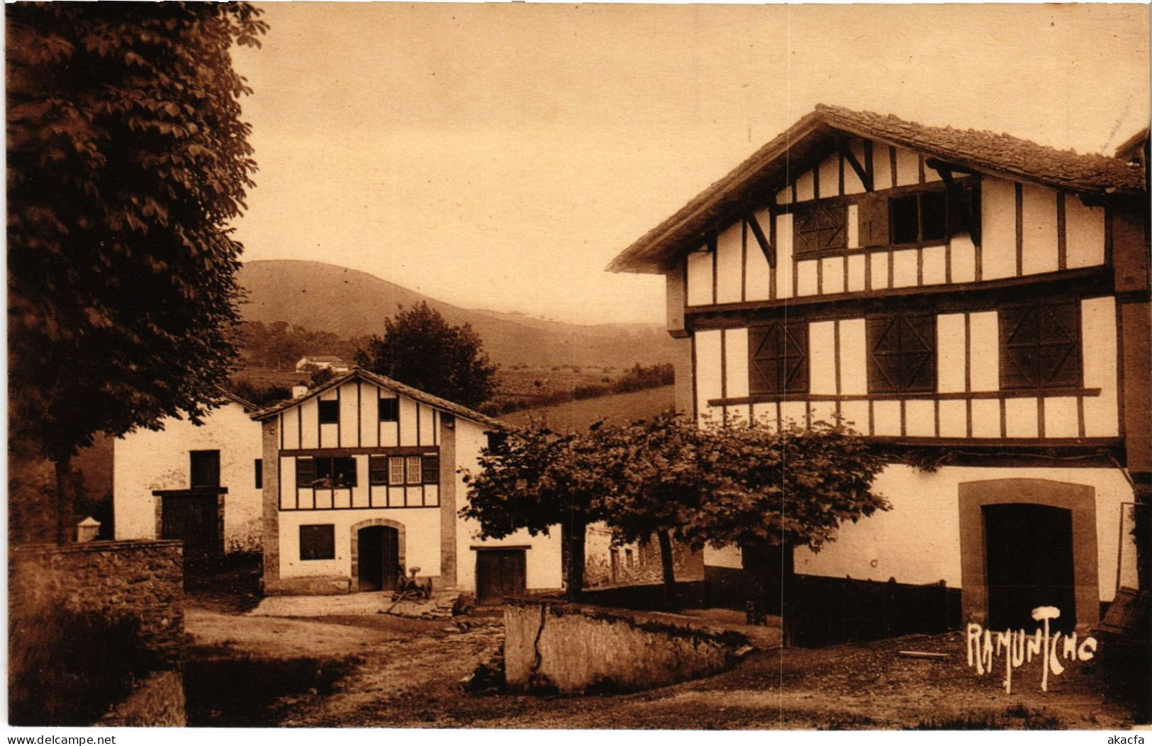 CPM Pays Basque Ainhoa Village Basque (1390165) - Ainhoa