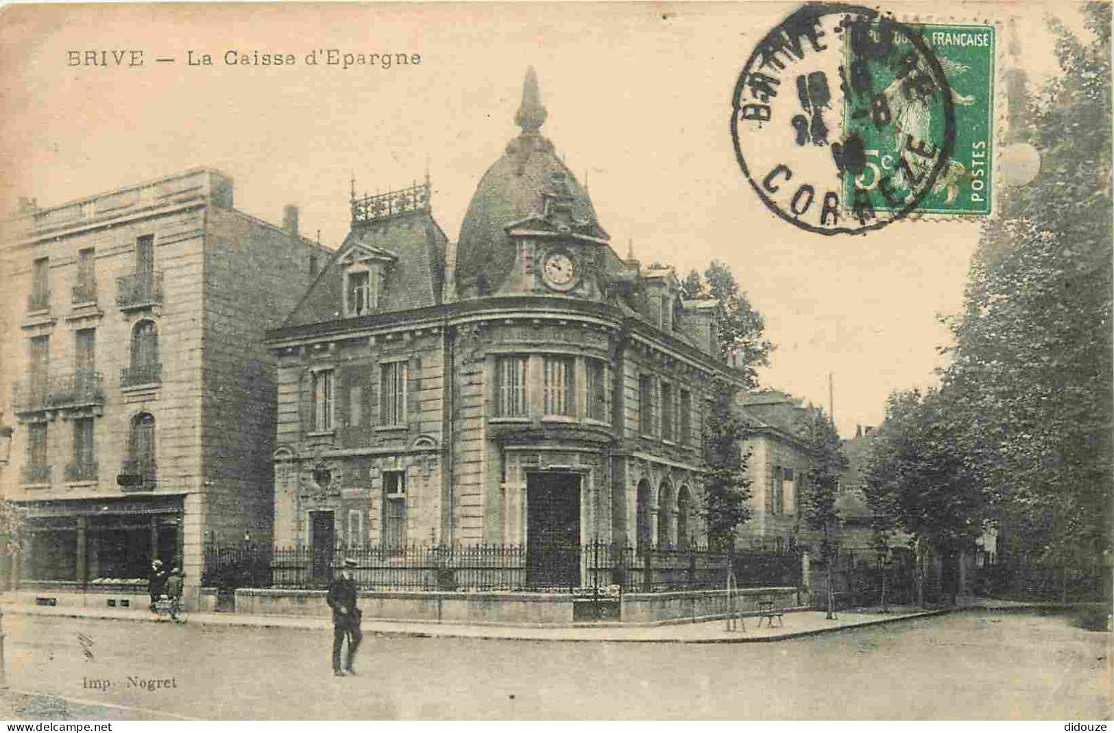 19 - Brive - Caisse D'Epargne - Animée - CPA - Oblitération Ronde De 1910 - Voir Scans Recto-Verso - Brive La Gaillarde