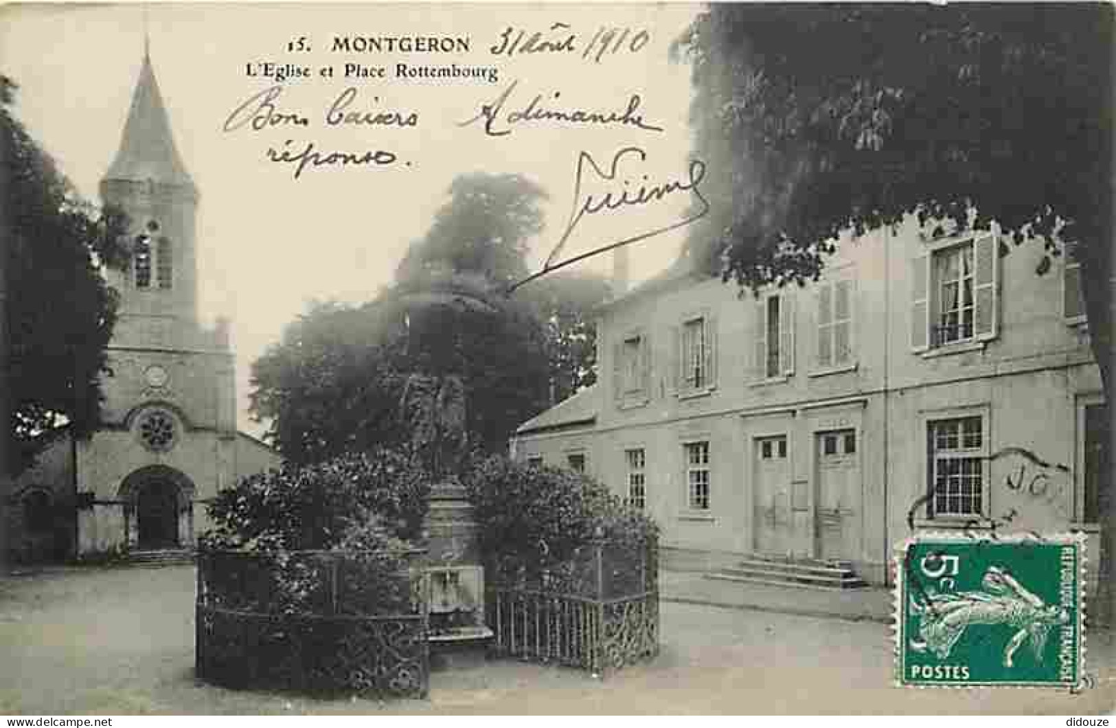 91 - Montgeron - L'Eglise Et Place Rottembourg - CPA - Voir Scans Recto-Verso - Montgeron