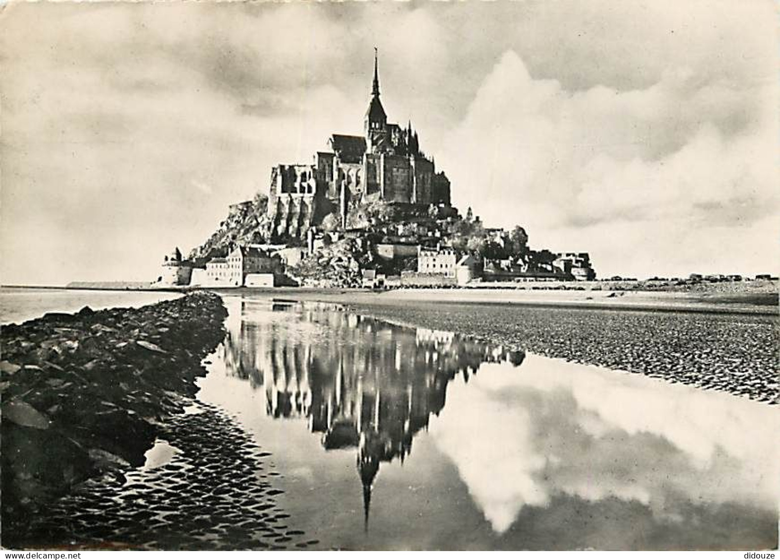 50 - Le Mont Saint Michel - Vue Générale - Face Sud - Mention Photographie Véritable - CPSM Grand Format - Voir Scans Re - Le Mont Saint Michel