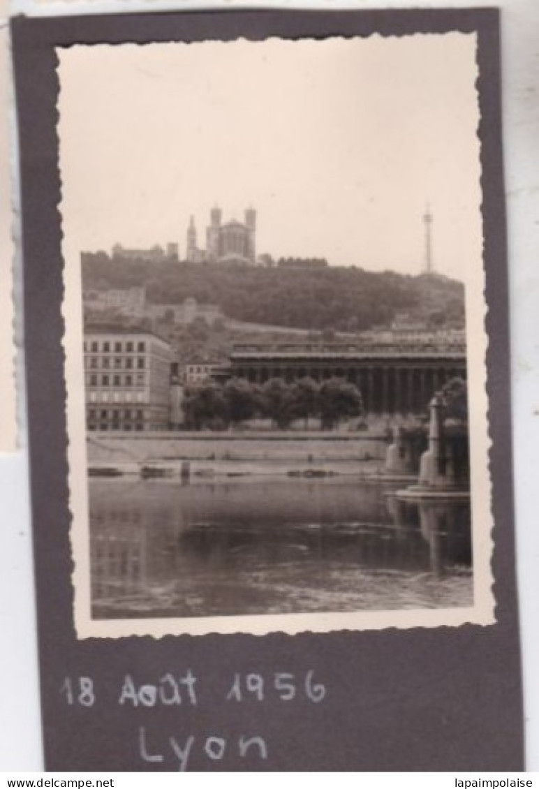 4 Photos De Particulier 18/08/56 Rhône Lyon Vues A Situer Et Identifier   Réf 29739 - Places