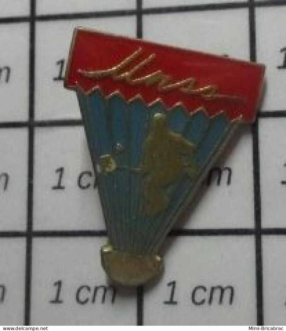 810i Pins Pin's / Rare & Belle Qualité SPORTS / UNSS SPORT SCOLAIRE VOLANT BADMINTON - Bádminton