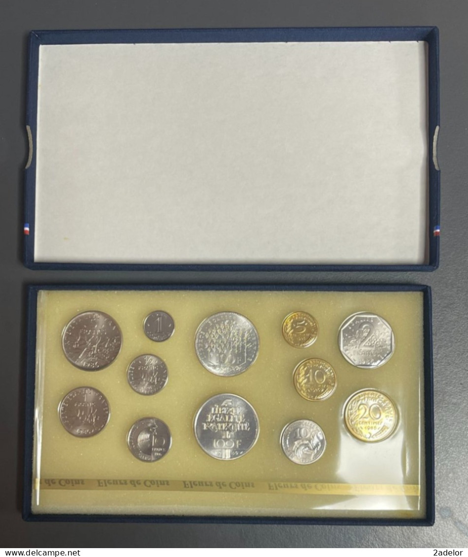 Coffret Série De Pièces Françaises Fleurs De Coins 1986, De 1 Centime à 100 Frs - Conmemorativos