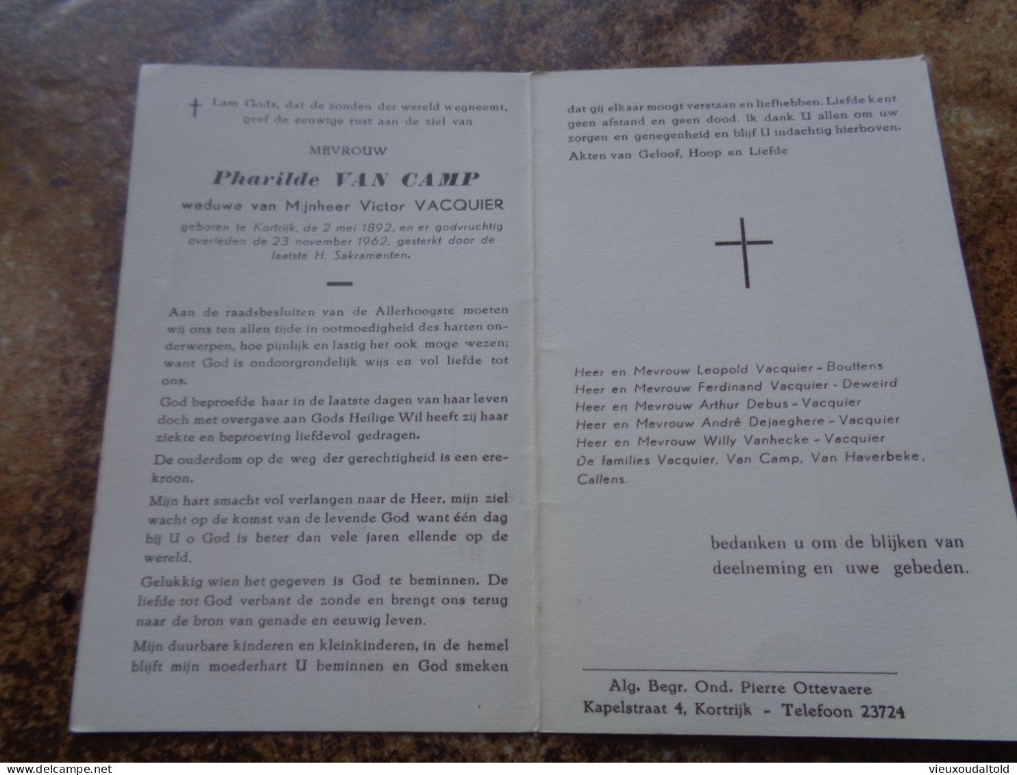 Doodsprentje/Bidprentje   Pharilde VAN CAMP   Kortrijk1892-1962  (Wwe Victor VACQUIER) - Religion & Esotérisme