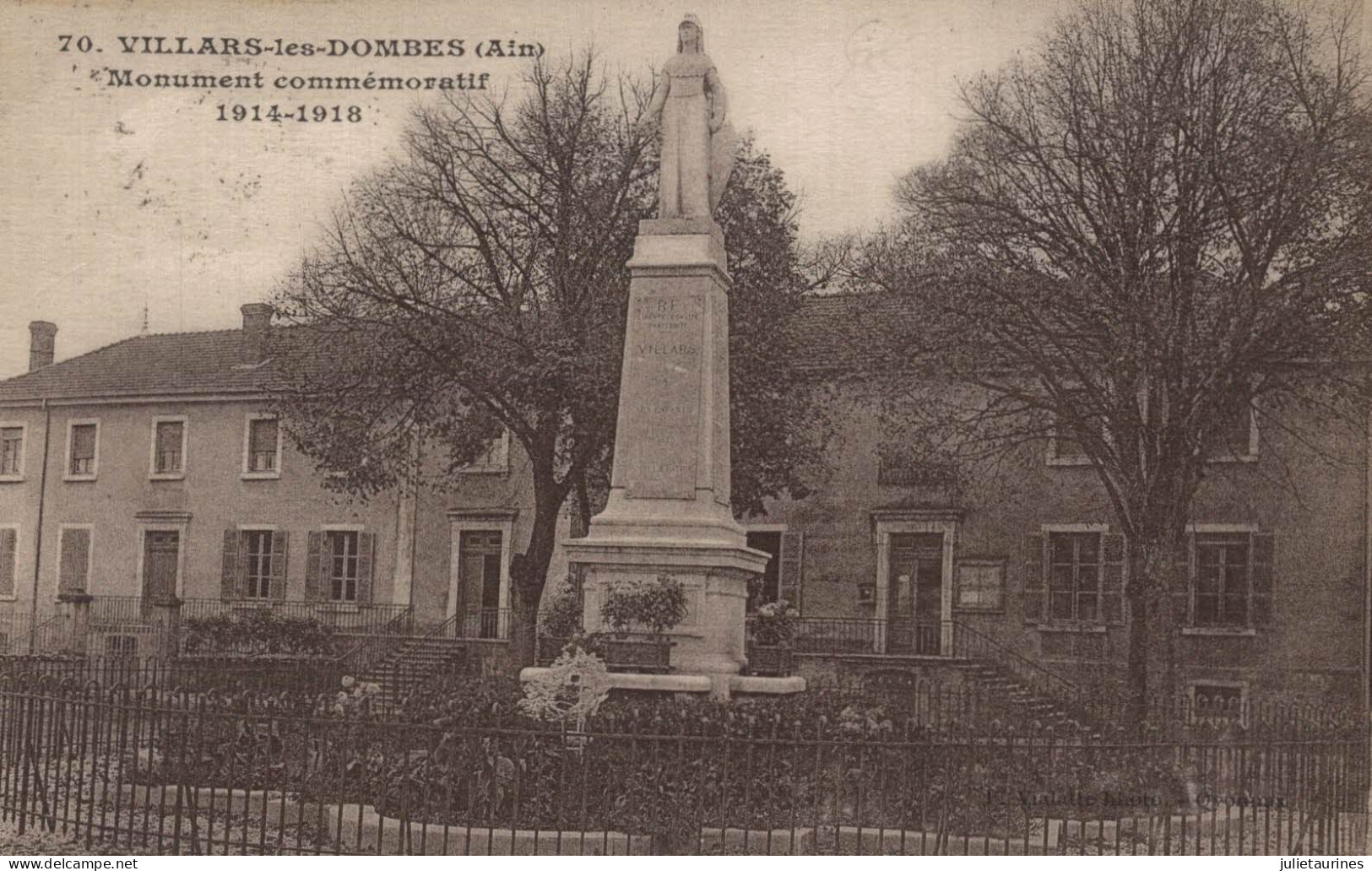 01 VILLARS LES DOMBES MONUMENT COMMEMORATIF 1914 1918 CPA BON ETAT - Villars-les-Dombes