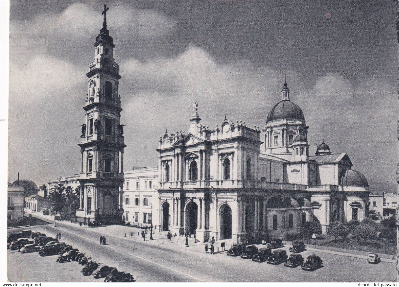 Cartolina Pompei - Facciata Del Santuario E Campanile - Pompei