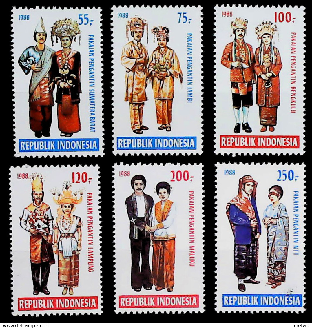 1988-Indonesia (MNH=**) Serie 6 Valori Costumi - Indonésie