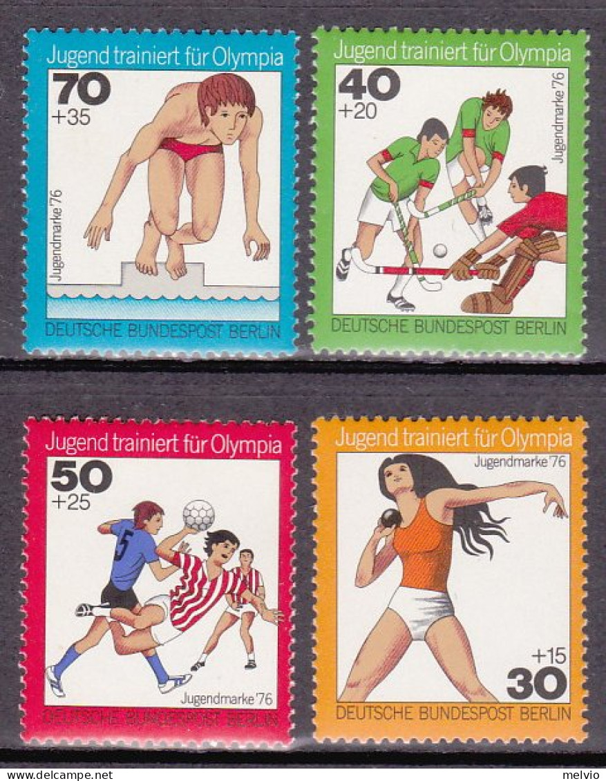 1976-Germania (MNH=**) S.4v."Lancio Peso,hockey,nuoto" - Ungebraucht