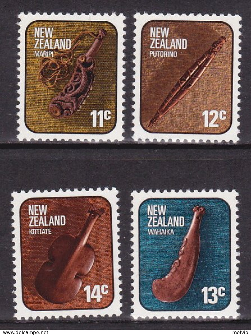 1976-Nuova Zelanda (MNH=**) S.4v."Artigianato Locale" - Other & Unclassified