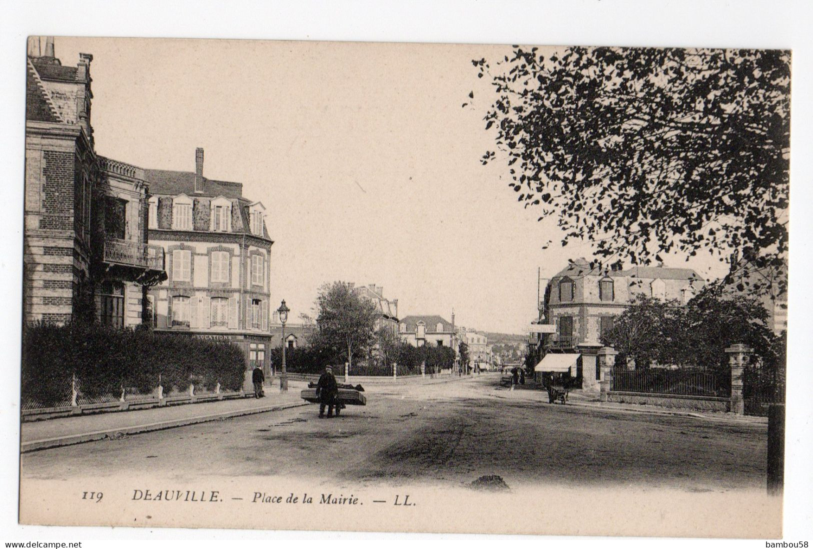 DEAUVILLE * CALVADOS * PLACE DE LA MAIRIE * AGENCE DE LOCATIONS * Carte N° 119 * LL - Deauville