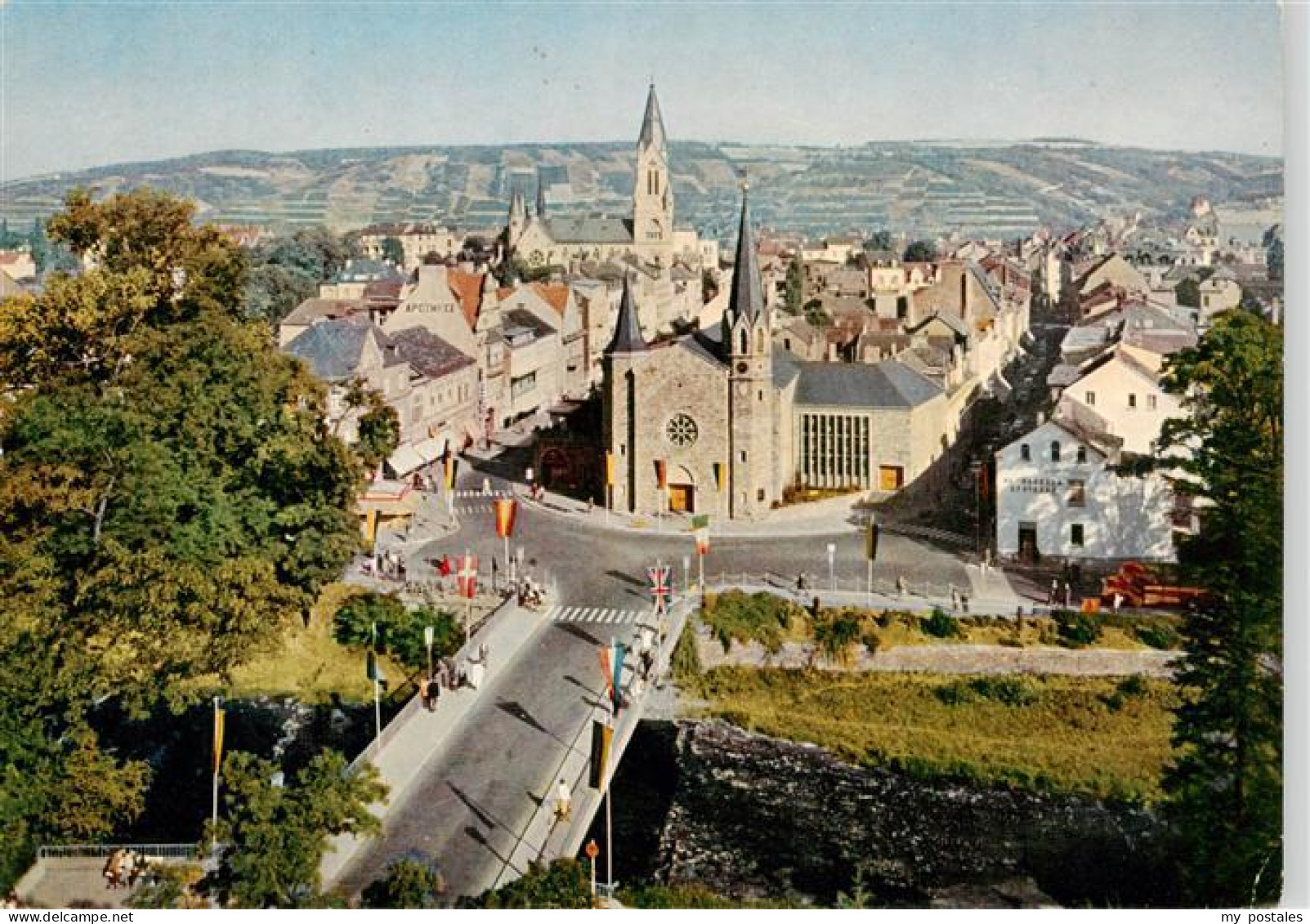 73938727 Bad_Neuenahr-Ahrweiler Kurgartenbruecke Mit Evangelischer Kirche - Bad Neuenahr-Ahrweiler