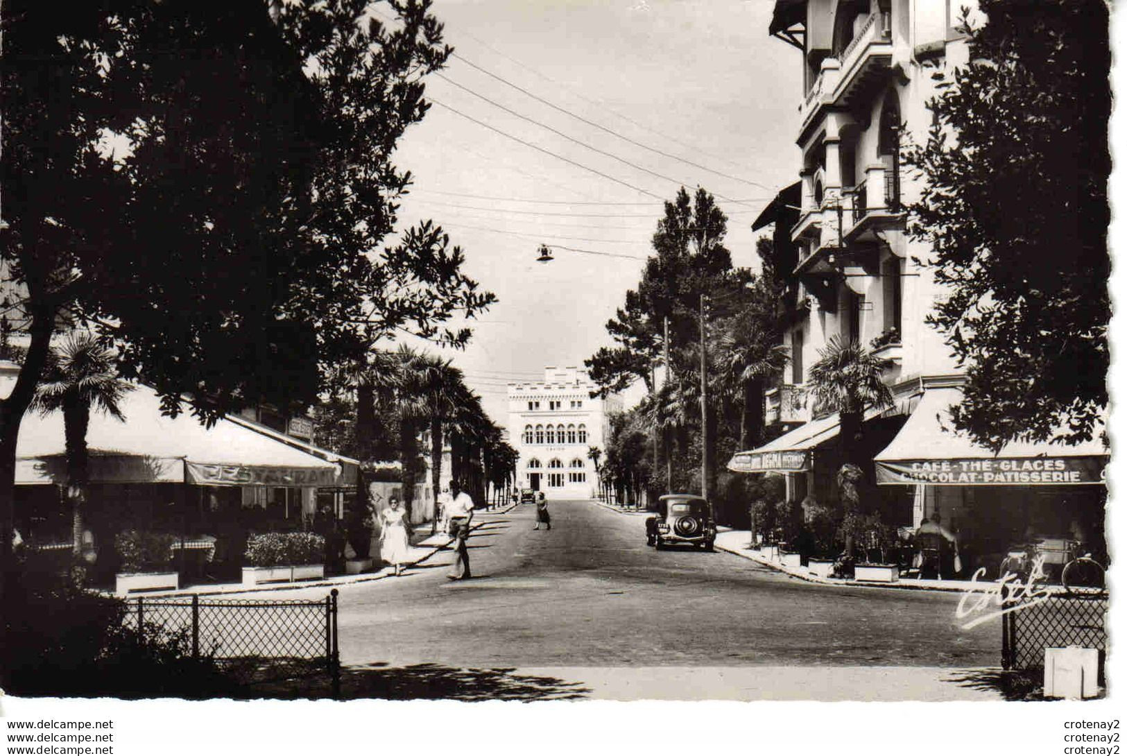 64 HENDAYE PLAGE N3328 Rue Du Rond Point Casino Citroën Traction Hôtel Régina Café VOIR DOS Tampon Berecoéchéa - Hendaye